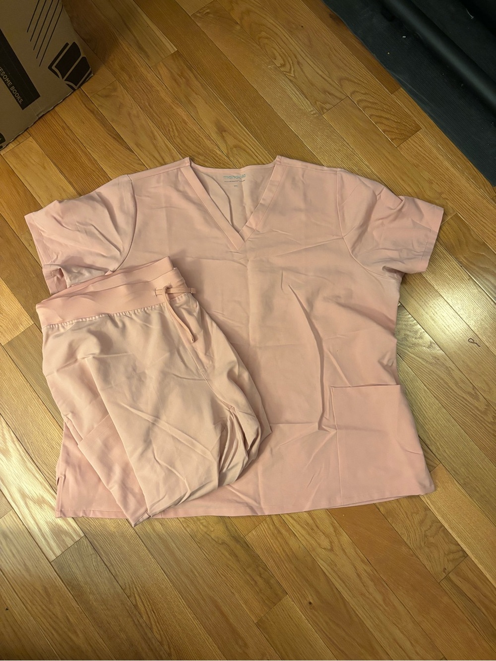 Women’s V-Neck Scrub Set in Light Pink - Classic Two-Piece